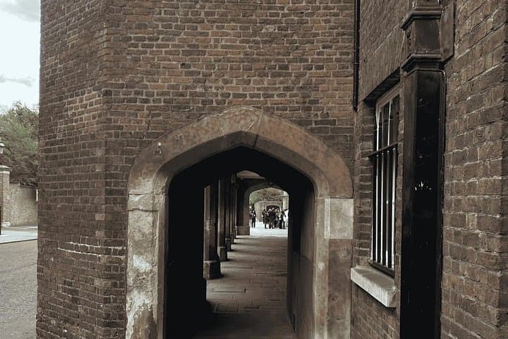 The Execution of Charles I: A History Hit Audio Tour