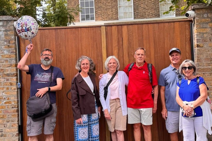 The Beatles London walking tour. From Abbey Road to the Roof Top