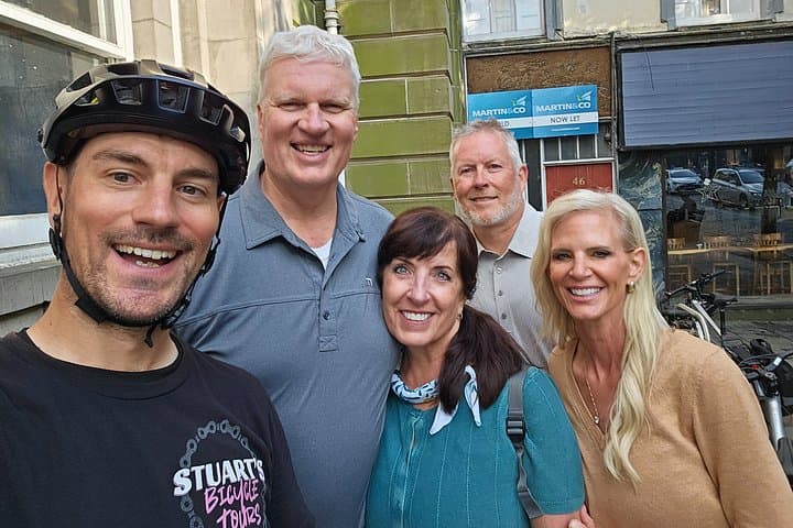 Glasgow Small Group E Bike Tour: Highlights & Hidden Corners