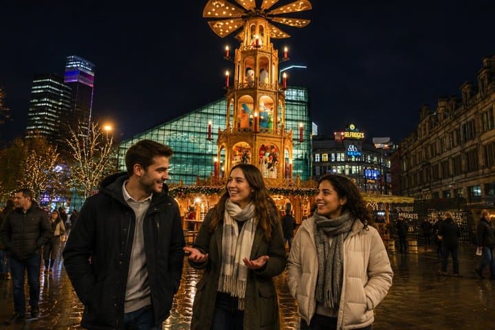 Manchester Christmas Tour: Private & Custom with a Local Guide