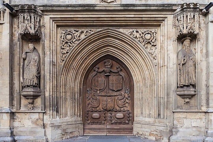 Bath Facts and Fables: A Family Friendly Audio Tour