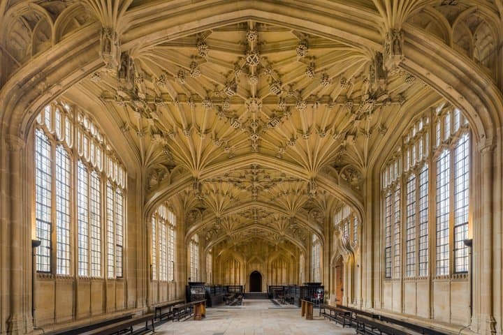 Private Oxford Tour with Japanese Speaking Guide