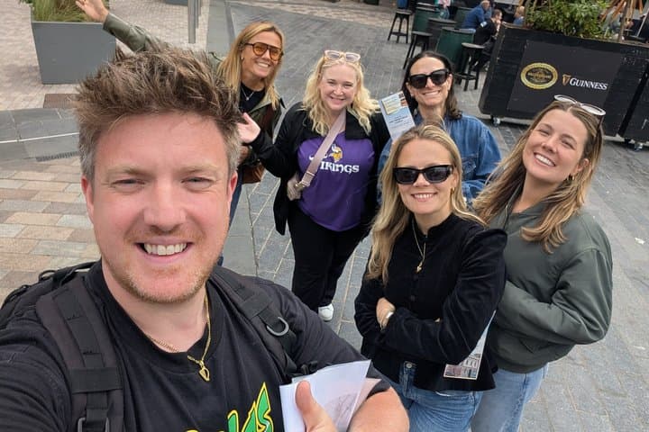 Hidden Belfast Walking Tour With Local