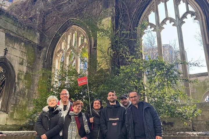 Ancient London Tour Explore the Old City with Italian Guide