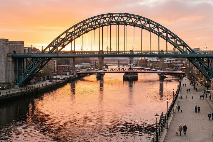 Customizable Newcastle Private Sightseeing Tour