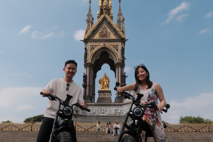 Private London eBike Tour with Real Artifacts Royal London Tour