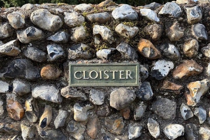 Bury St Edmunds' Abbey Ruins: A Self-Guided Walking Tour