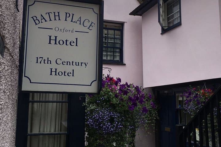 Private Guided Day Tour to Bath from London