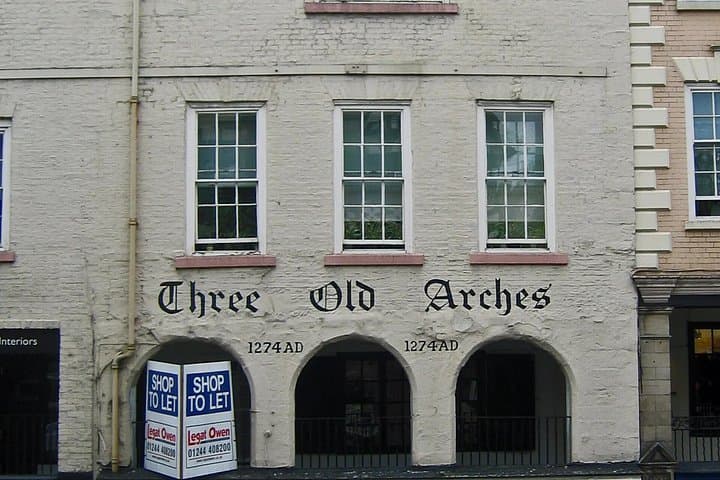 Chester Self-Guided Walking Tour: Landmarks with Audio & Quiz