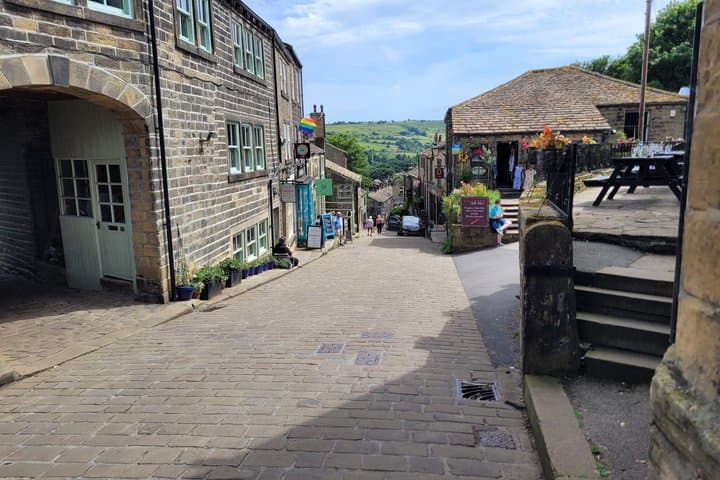 Manchester Private National Park and Hidden Gems Tour