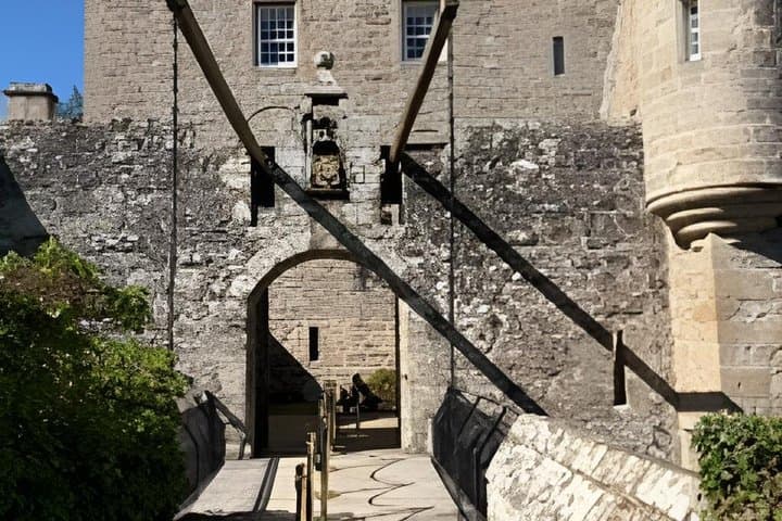 Cawdor Castle Culloden Battlefield Clava Cairns Half day Tour