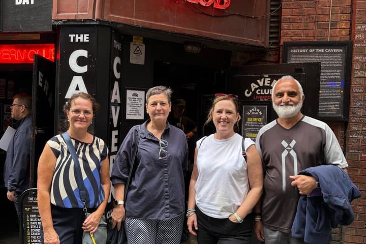 Liverpool with a Local: Daily Walking Tour