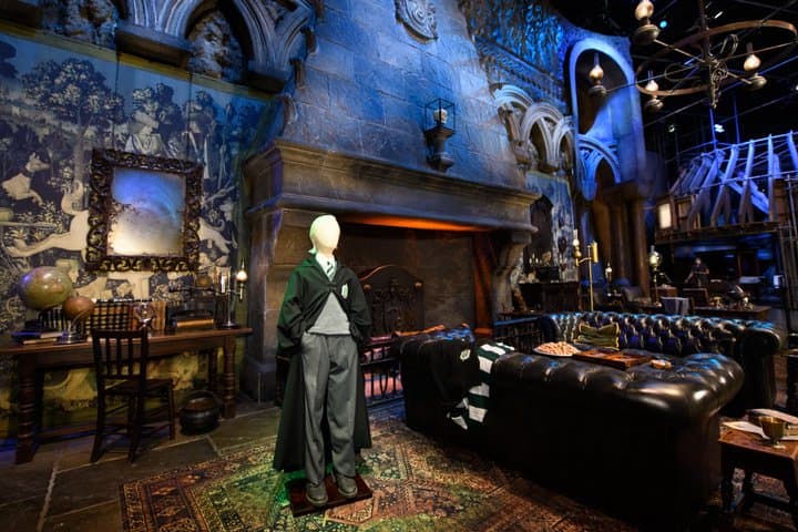 Warner Bros. Studio Tour and Thames River Sightseeing Cruise