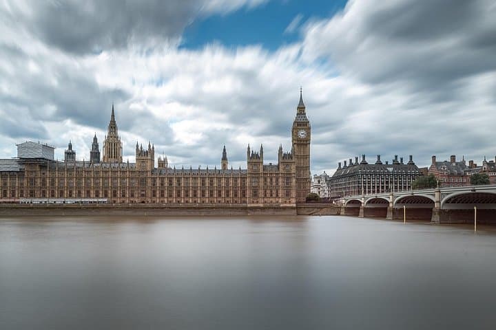 Buckingham Palace Areas Guided tour & Westminster Royal's Stories
