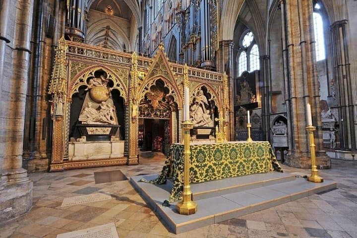 Westminster Abbey Tour with Express Entry and London Sites