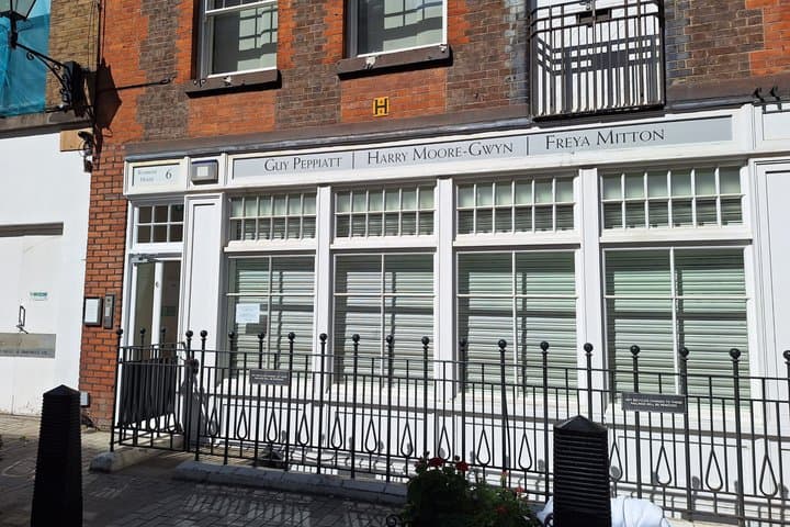 Brutal Beatles London Walking Tour Discover Iconic Locations