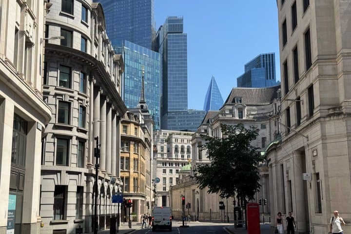 Freemasons and Fraudsters — City of London Tour