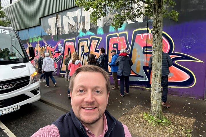 Guided walking tours of Belfast in French and German