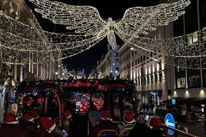 London Christmas Lights Tour Bus with Single River Trip