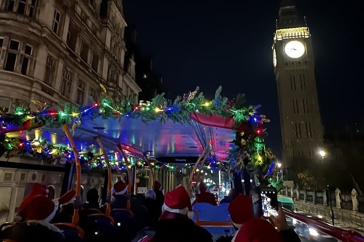 London Christmas Lights Tour by Bus with Return Thames Boat Trip