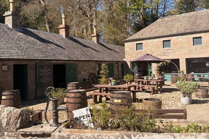 Classic Gin Bothy Tasting in Glamis