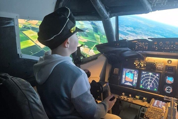 60 Minute Boeing 737-800NG Flight Simulator Experience