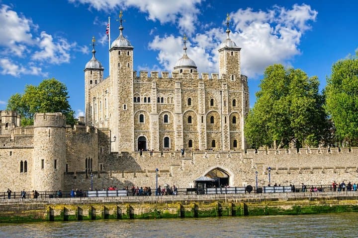 London Private Full-Day Tour by Car