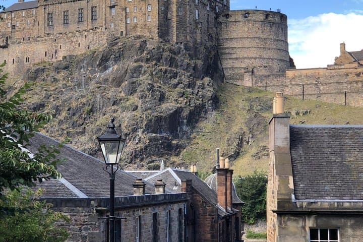 Edinburgh Castle Entry Ticket and City Audio Guide