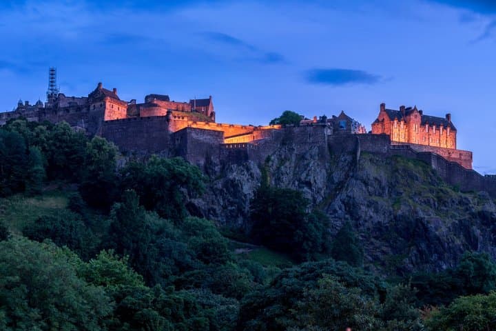 Edinburgh Castle Entry Ticket and City Audio Guide
