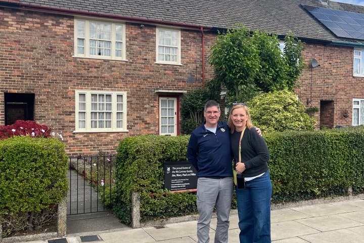 Beatles 4 Hour Tour: Iconic Liverpool Sights