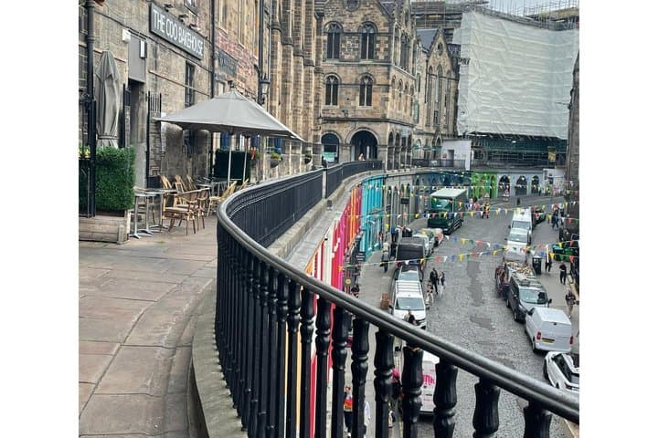 Private Edinburgh Royal Mile and Old Town Walking Tour