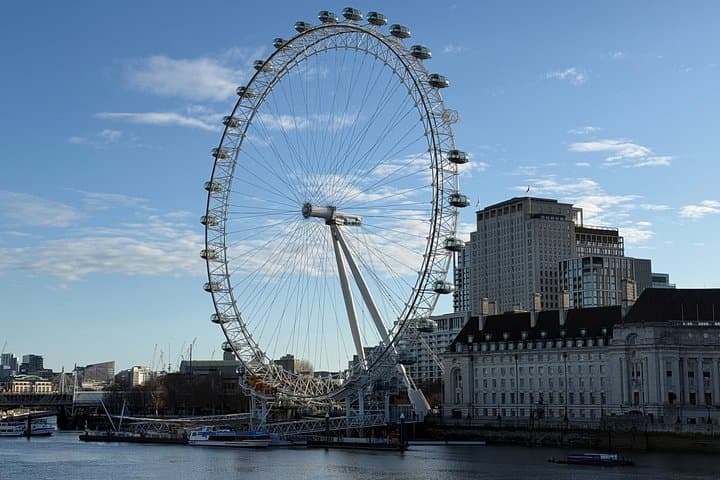 Guided London Walking Tour Palaces and Parks and Politician's