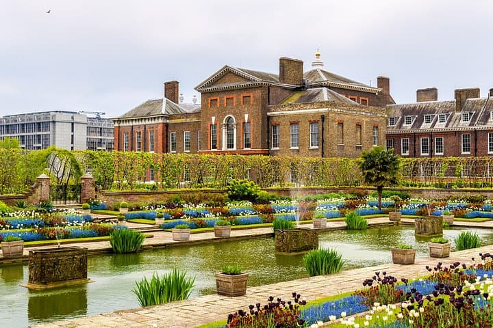 Kensington Palace and Gardens Private Guided Tour