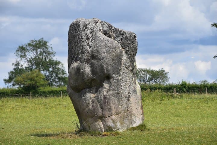 London: Private Avebury World Heritage Site Taxi Tour