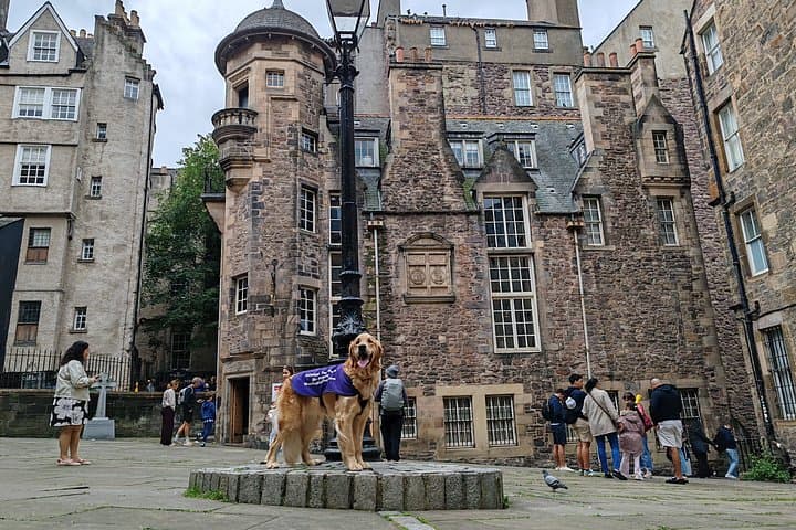 Edinburgh Storytelling Walk Makars' Court to Greyfriars Bobby