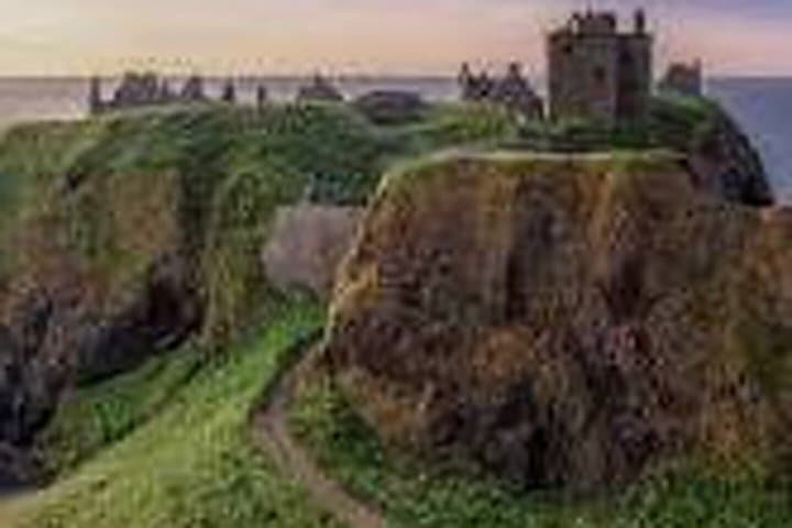 Private Dunnottar Castle and Stonehaven Coast Half Day Tour