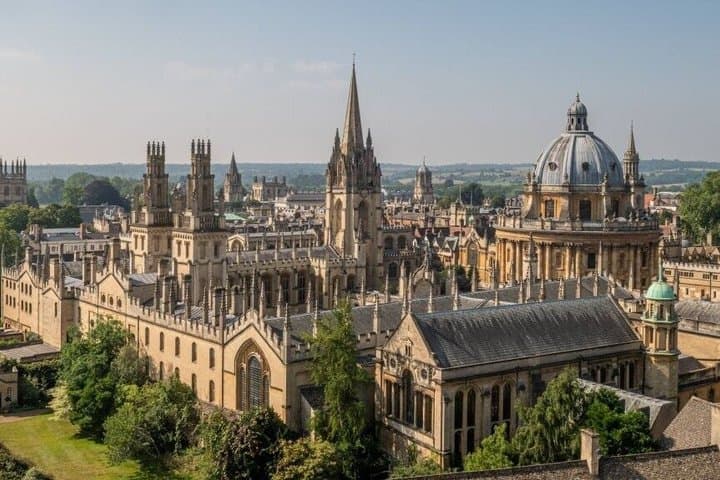 Private Tour of Oxford in English