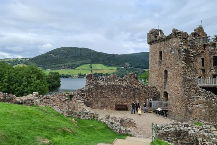 Glencoe, Loch Ness, Urquhart Castle Private Tour