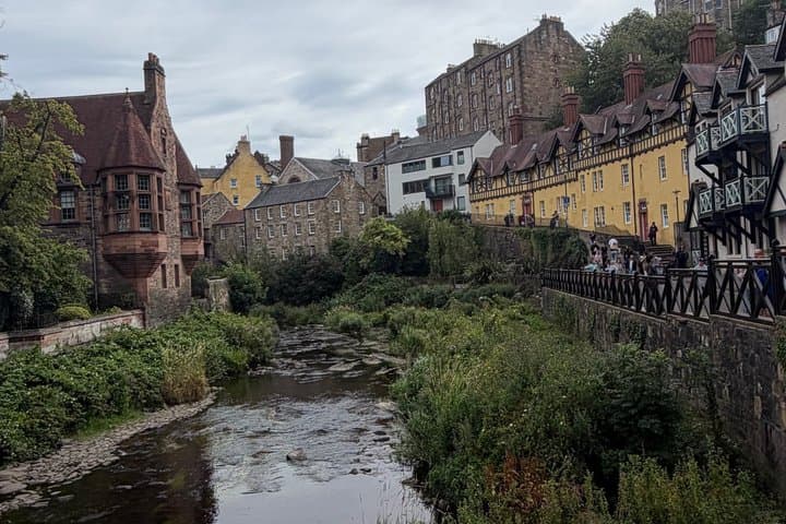 Edinburgh Private Guided Driving Full Day City Discovery Tour
