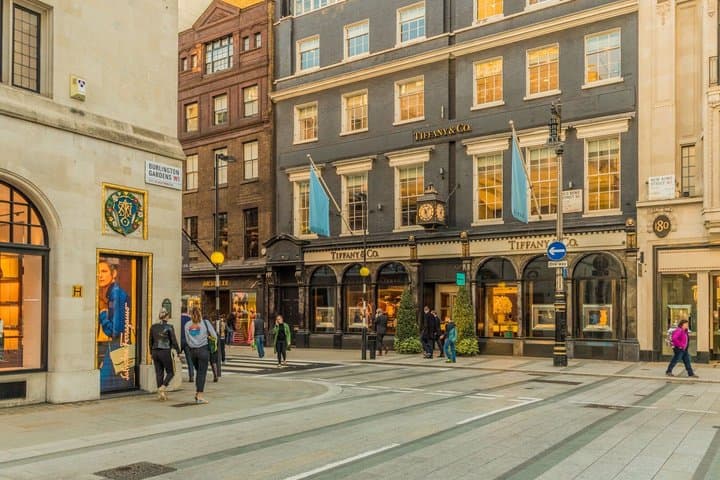 Secret London: Beauty and Architecture Walking Tour