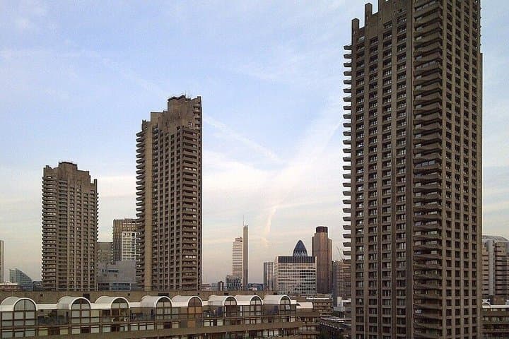 City Architecture Tour from Roman Ruins to Modern Marvels