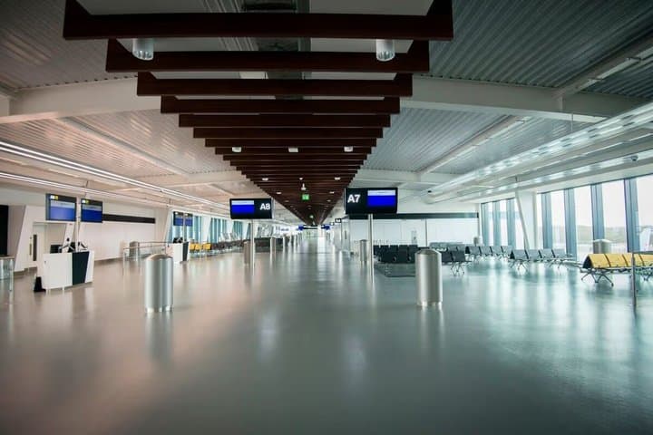 Private Transfer from Manchester Airport to City Centre