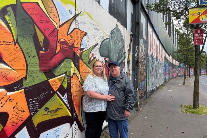 Belfast Sightseeing Tour