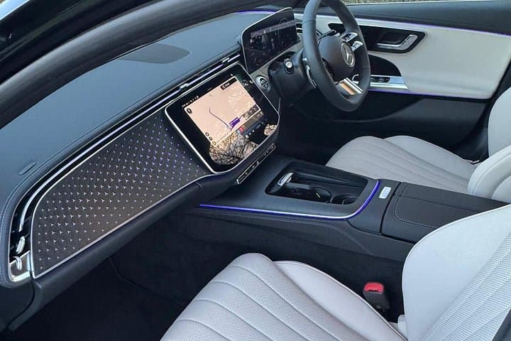 Heathrow to Chelsea E-Class Private Transfer