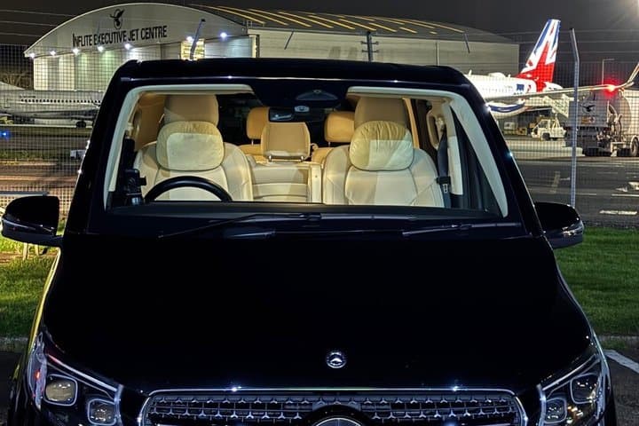 Heathrow to Chelsea S-Class and V-Class Private Transfer
