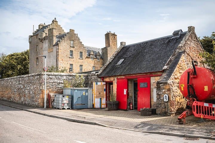 Private Highland Whisky Tour: Distilleries, Tales & Drams