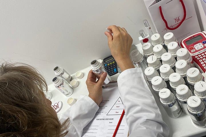 90mins Bespoke Perfume Blending Workshop