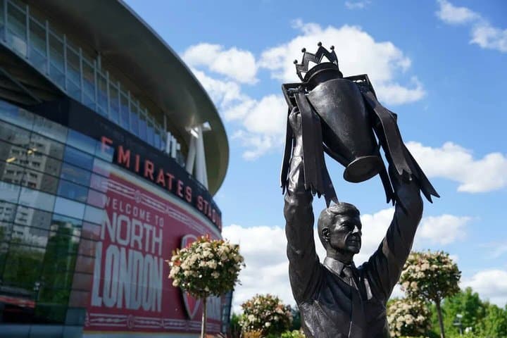 Arsenal Football Walking Tour with TV Producer and Lifelong Fan