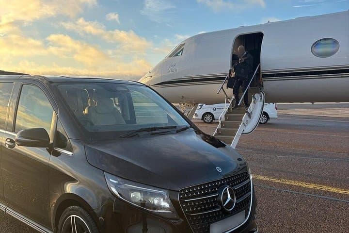 Heathrow to Chelsea S-Class and V-Class Private Transfer