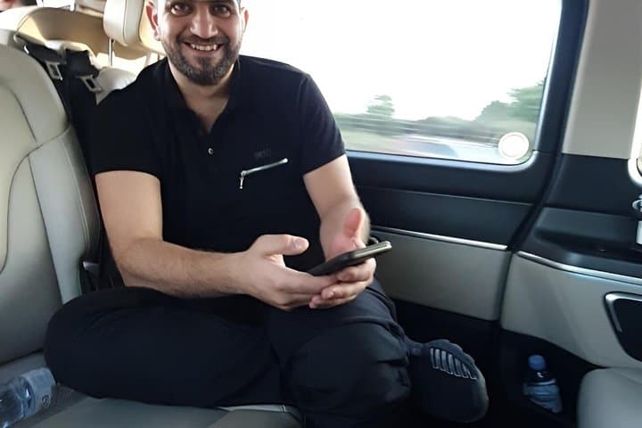 Heathrow to Southampton Eco Saloon Private Transfer